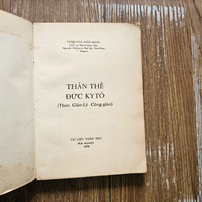 Thân thể Đức Kito 730803