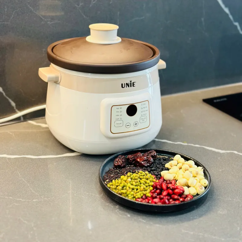 Nồi kho hầm đa năng UNIE USC308 dung tích 3L, lòng nồi gốm tử sa, 8 chức năng kho hầm 738732
