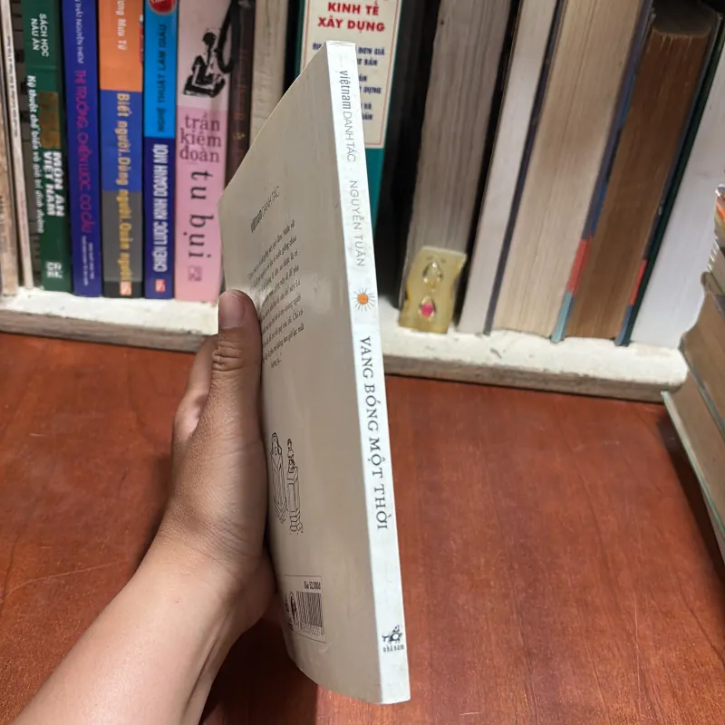 II Việt Nam Danh Tác: Vang Bóng Một Thời - Nguyễn Tuân - 2014 927177