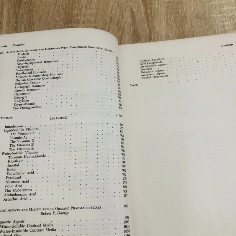 TEXTBOOK OF ORGANIC MEDICINAL AND PHARMACEUTICAL CHEMISTRY (Sixth Edition) 968617