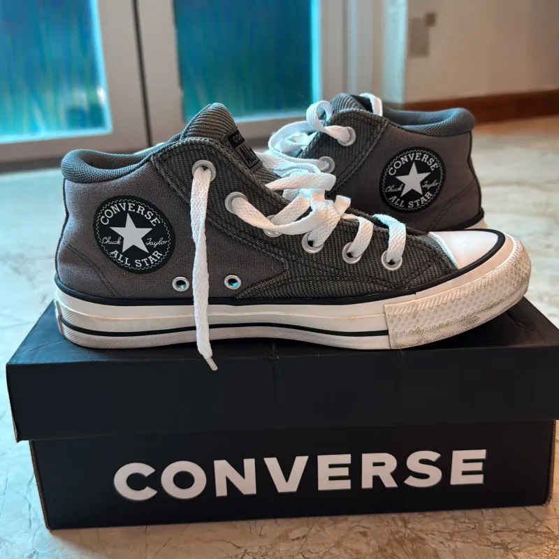 Giày CONVERSE ALL STAR CHÍNH HÃNG - sz 4,5 UK/ 37 EUR/ 23,5 cm 975756