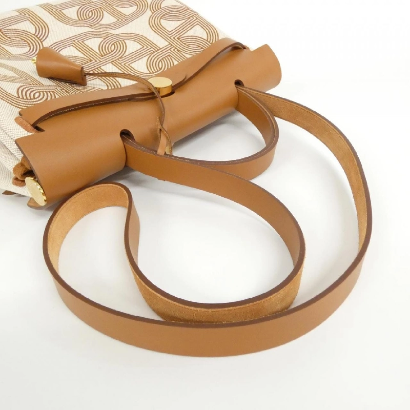 【Sản phẩm chưa sử dụng】Túi Hermes CIRCUIT 24 École Bag Zip PM 084264CC 614992