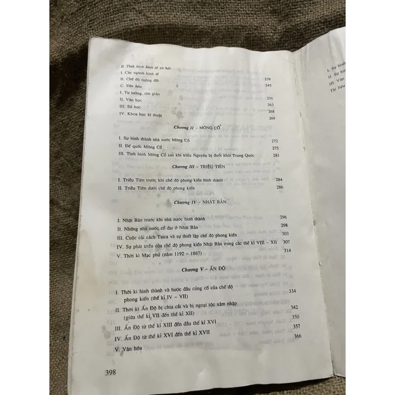 Lịch sử thế giới trung đại - 40 trang khổ lớn  1000055