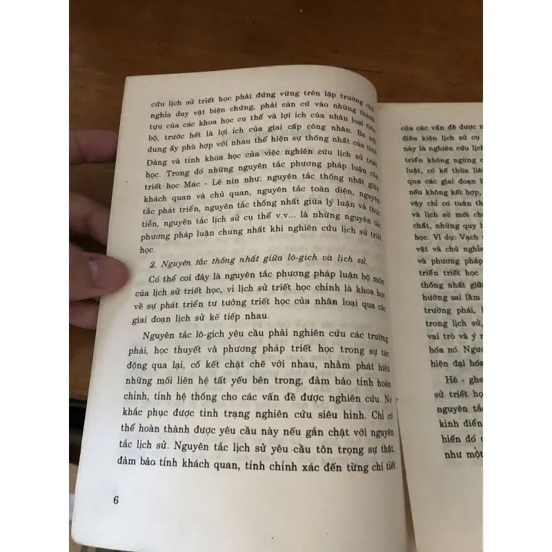 Hỏi và đáp về Triết học 1028178