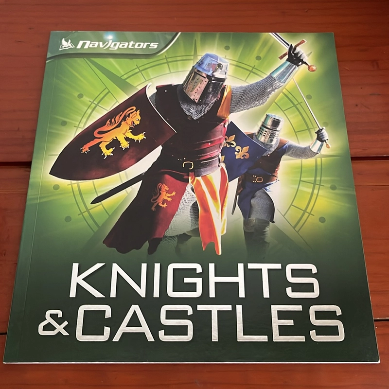PICTURE BOOK Knights & castle 535941