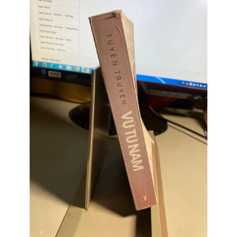 Tuyển truyện Vũ Tú Nam những sáng tác chọn lọc -NXB Hội Nhà Văn 2007 -khổ 13x19cm, 550 trang,bìa mềm- Sách qua sd còn tốt 447768
