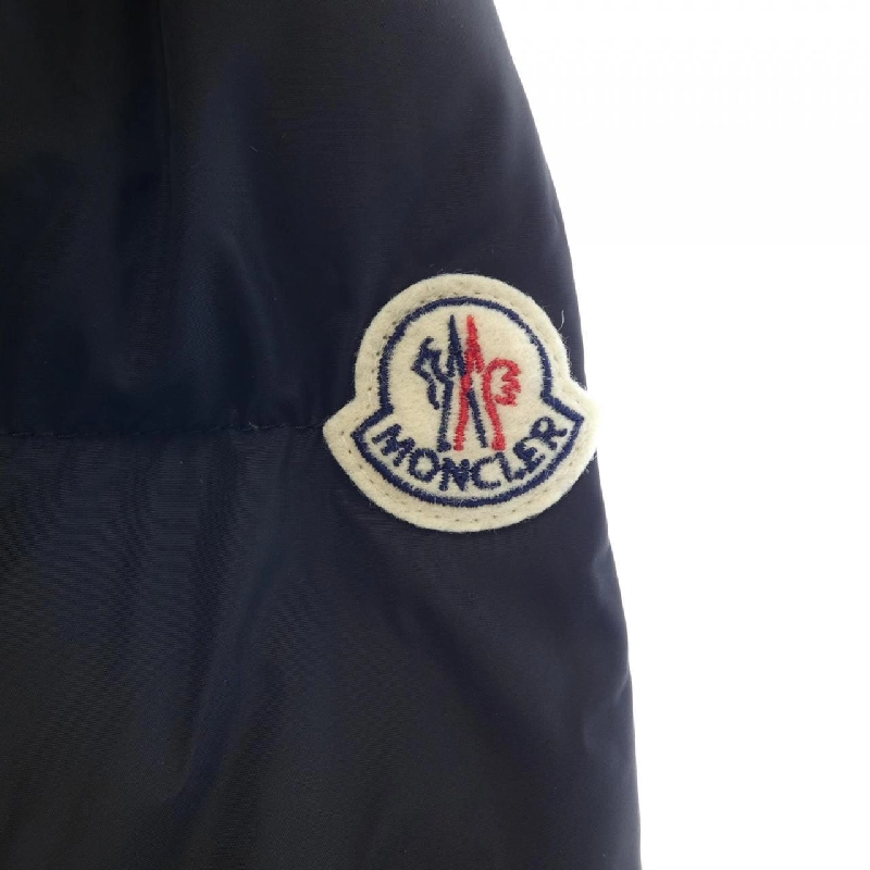 Áo khoác lông vũ MONCLER 633463