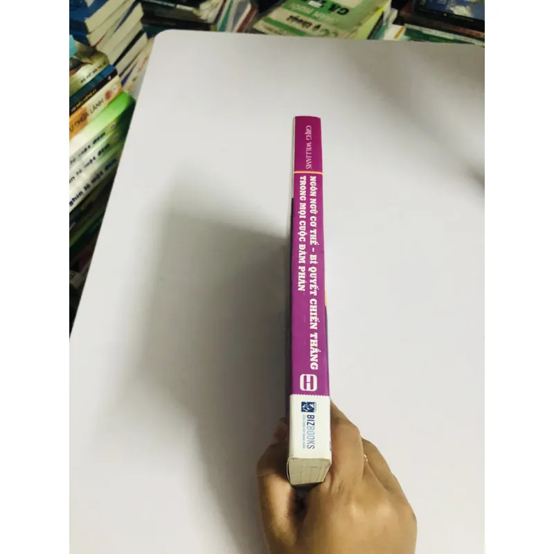 NGÔN NGỮ CƠ THỂ BÍ QUYẾT CHIẾN THẮNG TRONG MỌI CUỘC ĐÀM PHÁN  703013