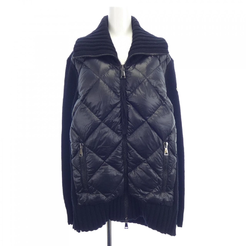 Áo khoác lông vũ MONCLER 640555