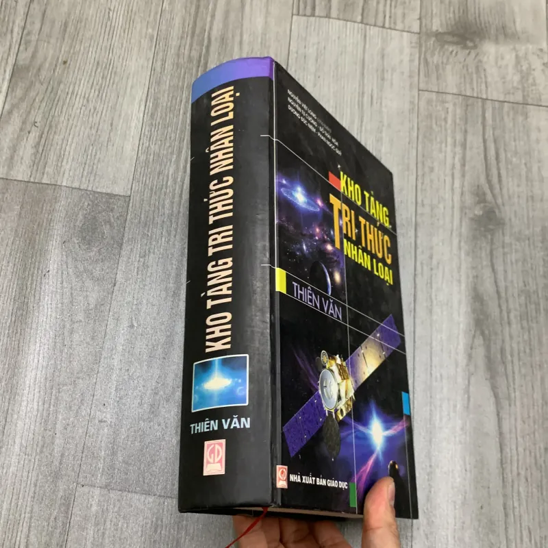 Kho tàng tri thức nhân loại, thiên văn. 4b5 779628