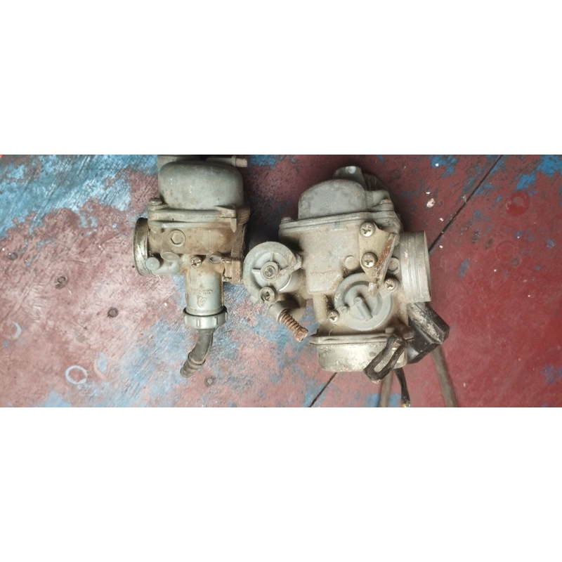 Bình xăng con như hình để lại cho ae cần sử dụng  536819