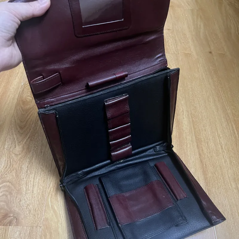 Clutch nữ 24x19x10 da thật 2hand 1002010