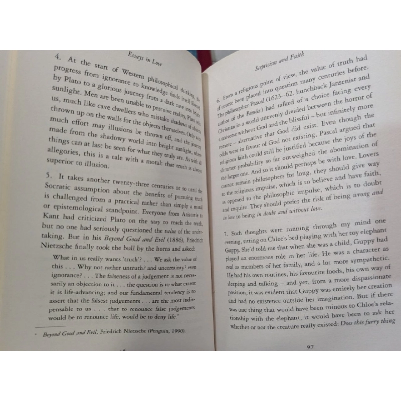 Essays in love - Alain De Botton 1020918