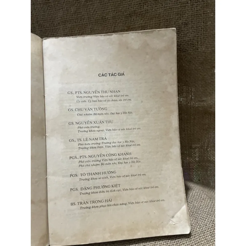 Cẩm nang điều trị nhi khoa- hơn 500 trang  799780