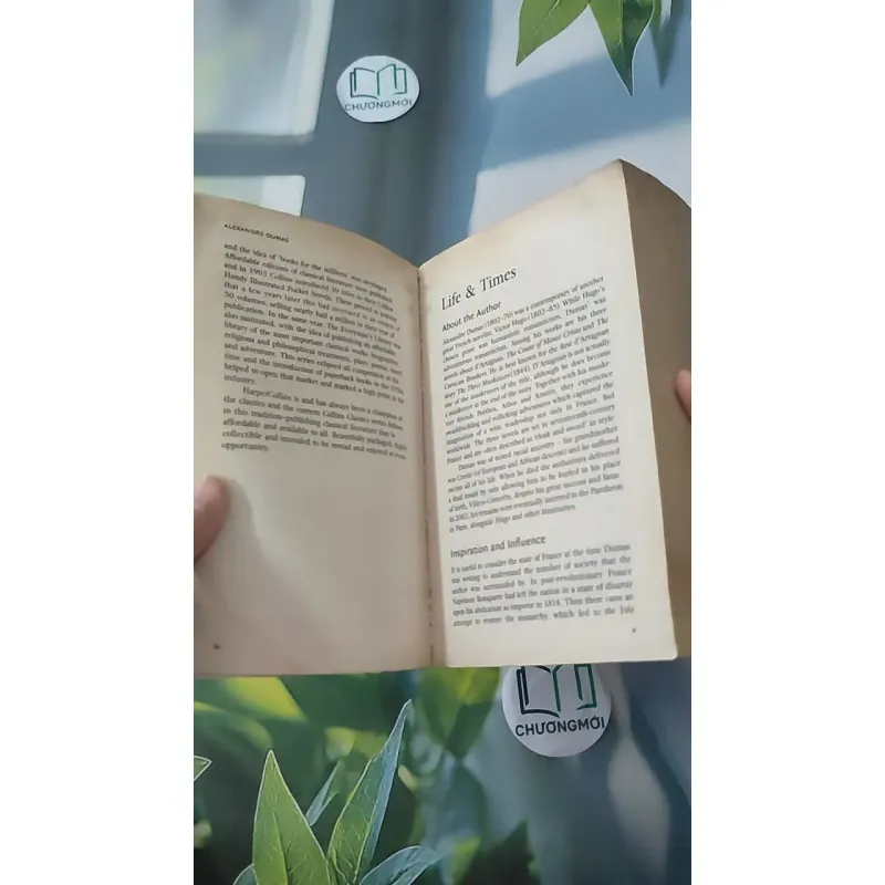 [MIỄN PHÍ BỌC SÁCH] The Three Musketeers - Alexandre Dumas 1027493