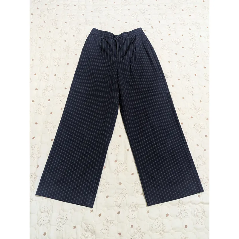 Quần tây ống rộng màu xanh than đậm kẻ sọc 98% 605639