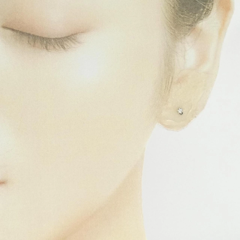 PT900 Solitaire Bông tai Kim cương 0.04CT - Hàng hiệu Chính hãng 871416