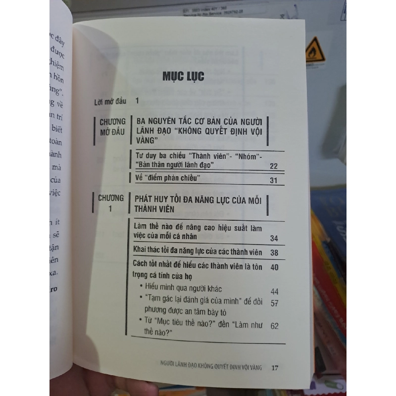 Người Lãnh đạo không quyết định vội vàng 2020 mới 90% HCM2308 KỸ NĂNG 919424