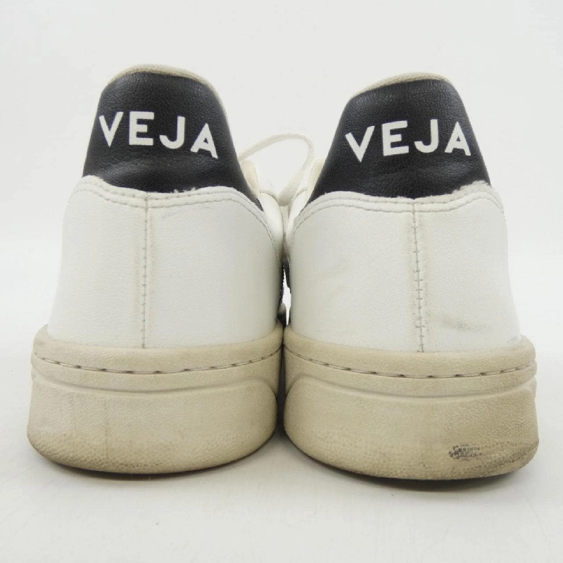 Giày sneaker VEJA - Hàng hiệu Authentic 903457