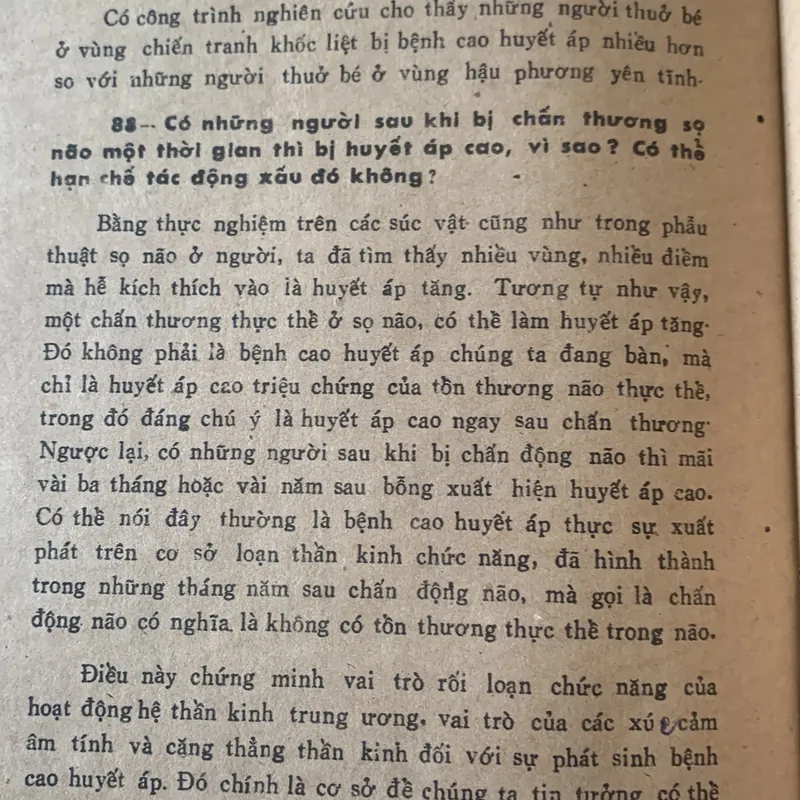 Phòng ngừa và tự điều trị bệnh tim mạch, Giáo sư Nguyễn Huy Dung, in năm 1988 709431