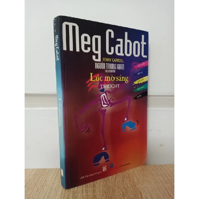 [Phiên Chợ Sách Cũ] Người Trung Gian 6: Lúc Mờ Sáng (2006) - Meg Cabot S1009 558396