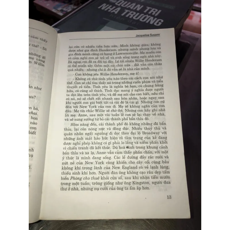 Thung lũng búp bê - Jaqueline Susann 1005475