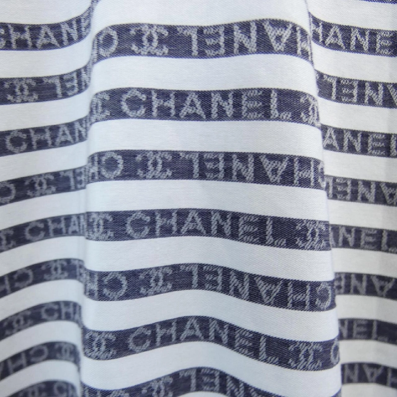 【Khuyến mãi】Áo sơ mi CHANEL 643687