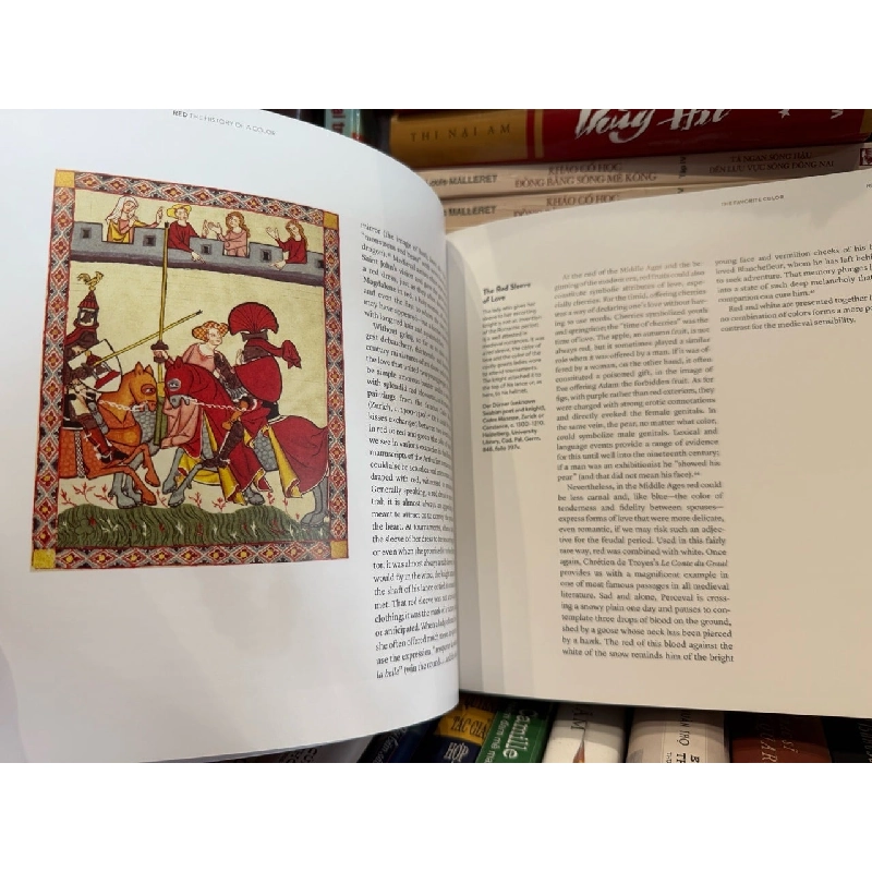 RED : The History of a Color 732704