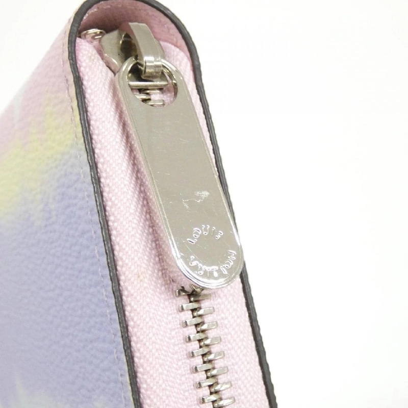 Ví Louis Vuitton LV Escale Zippy M69110 - Hàng hiệu Chính hãng 771324