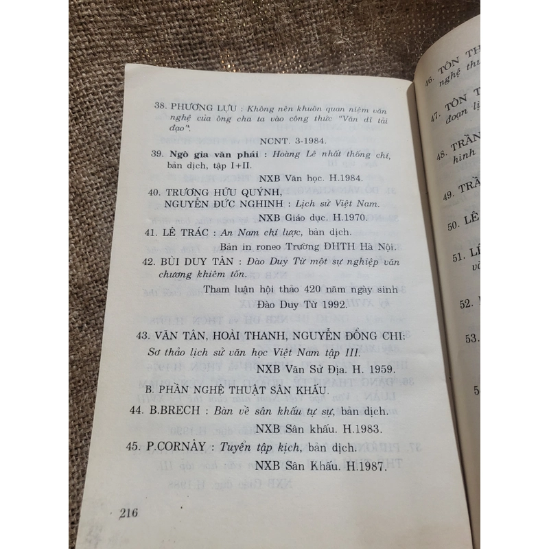 Những vấn đề thẩn mỹ đạo lý xã hội trong tuồng cổ_ sách sân khấu ,tuồng 320659