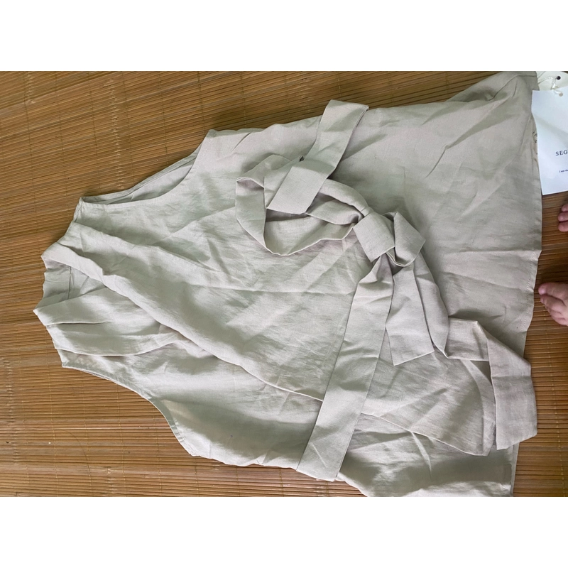 Bộ áo + váy 536900