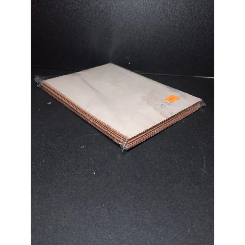 Phao-xto mới 70% bẩn bìa, ố vàng, tróc gáy nhẹ, có vệt nước I.V. Gớt HCM2603 VĂN HỌC 414712