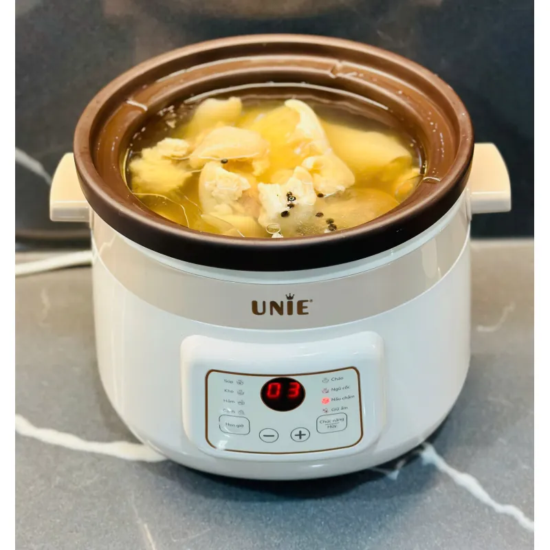 Nồi hầm chậm UNIE USC308. 779577