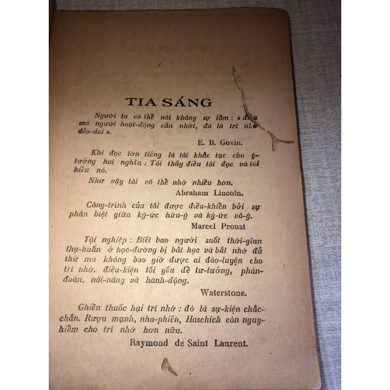 Luyện Trì Nhờ-Nhà Sách Khai Trí 958399