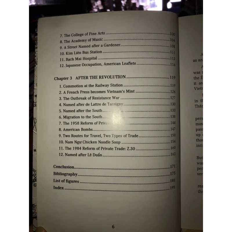 Thăng Long - Hanoi the story in a single street - Đặng Phong 933252