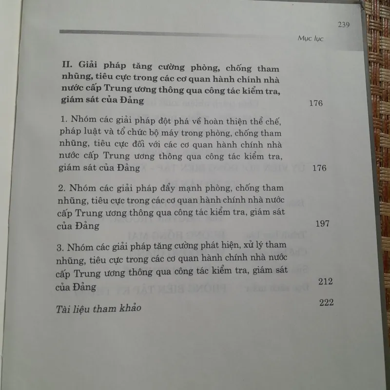 PHÒNG CHỐNG THAM NHŨNG TIÊU CỰC TRONG CÁC CƠ QUAN... 761478