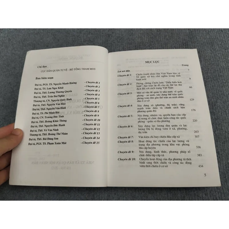 GIÁO TRÌNH BỒI DƯỠNG KIẾN THỨC QUỐC PHÒNG - AN NINH 991044
