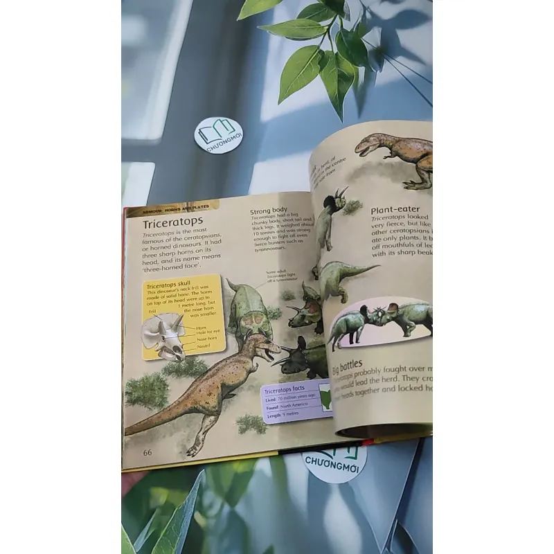 [MIỄN PHÍ BỌC SÁCH] Dinosaurs: Step into the world of the dinosaurs 990371