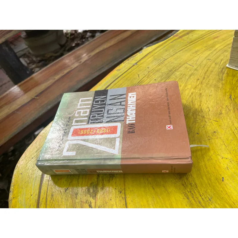 TUYỂN TẬP 20 NĂM TRUYỆN NGẮN BÁO THANH NIÊN 1986-2006 732765