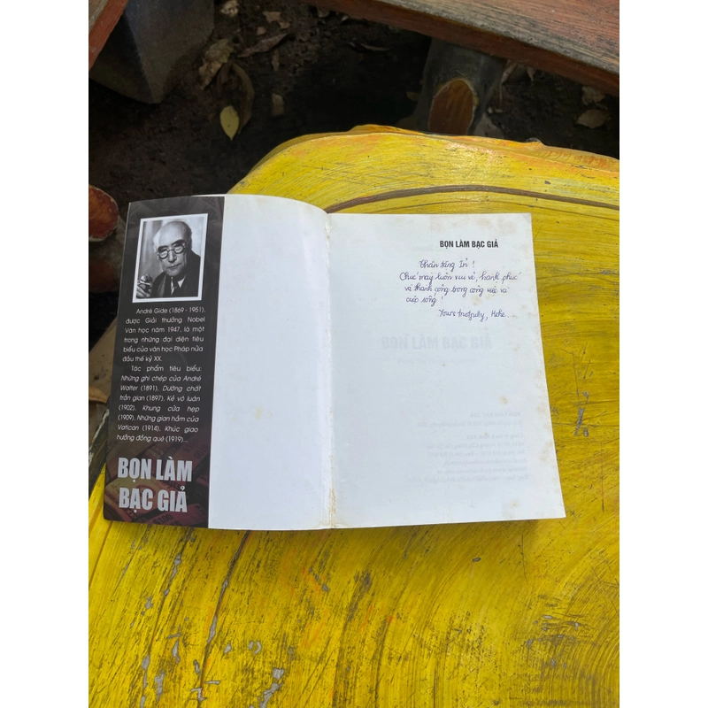 BỌN LÀM BẠC GIẢ- ANDRE GIDE 536977