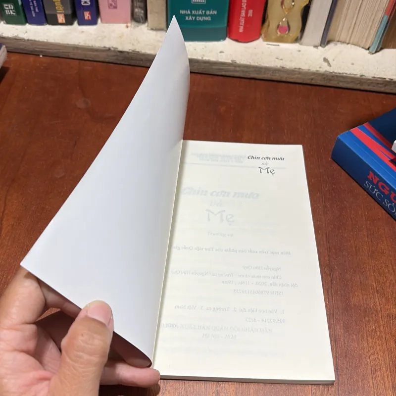 II Trường Ca: Chín Cơn Mưa Và Mẹ - Nguyễn Hữu Quý - 2020 786208