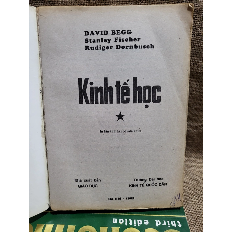 Kinh tế học (2 tập), xuất bản 1995| David Begg, Stanley Fischer & Rudiger Dornbusch 302030