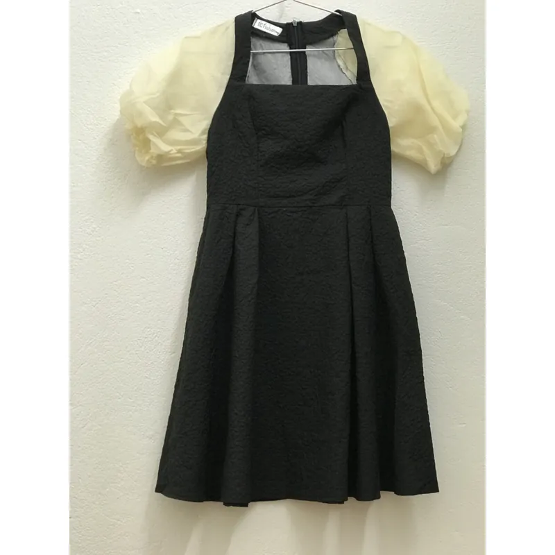 Đầm cổ vuông tay voan bồng size S 695941