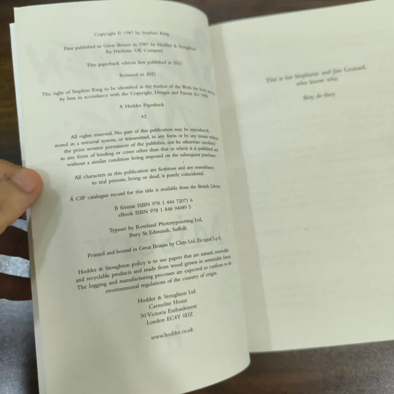 Misery - Stephen King - NEW  1000038