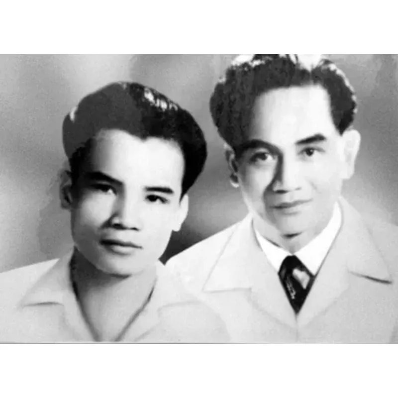 Hoàng Cát - Tuyển Tập Thơ 713513