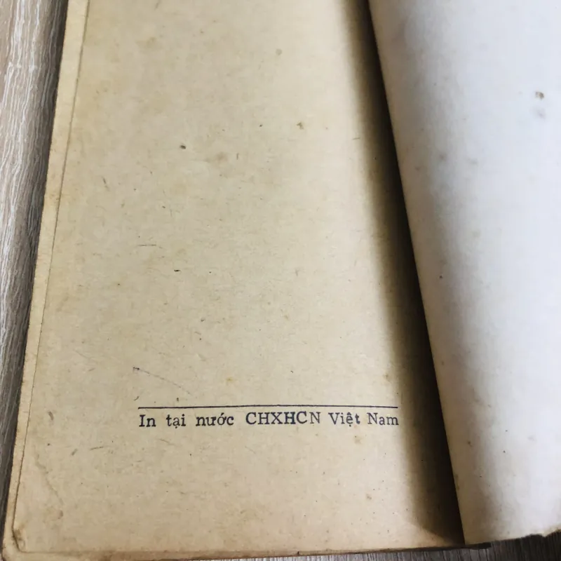 KỂ CHUYỆN ĐẤT NƯỚC ( Nguyễn Khắc Viện) 928939