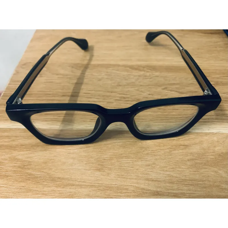 Kính cận đổi màu nam 1009560