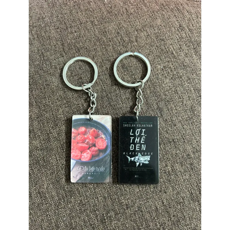 Móc khóa sách: Lợi thế đen + Đầu bếp tự do 732323