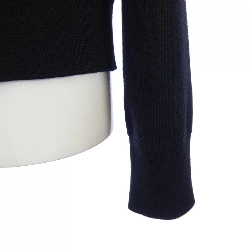 Moncler MONCLER 20939B51000 Áo khoác lông 627949