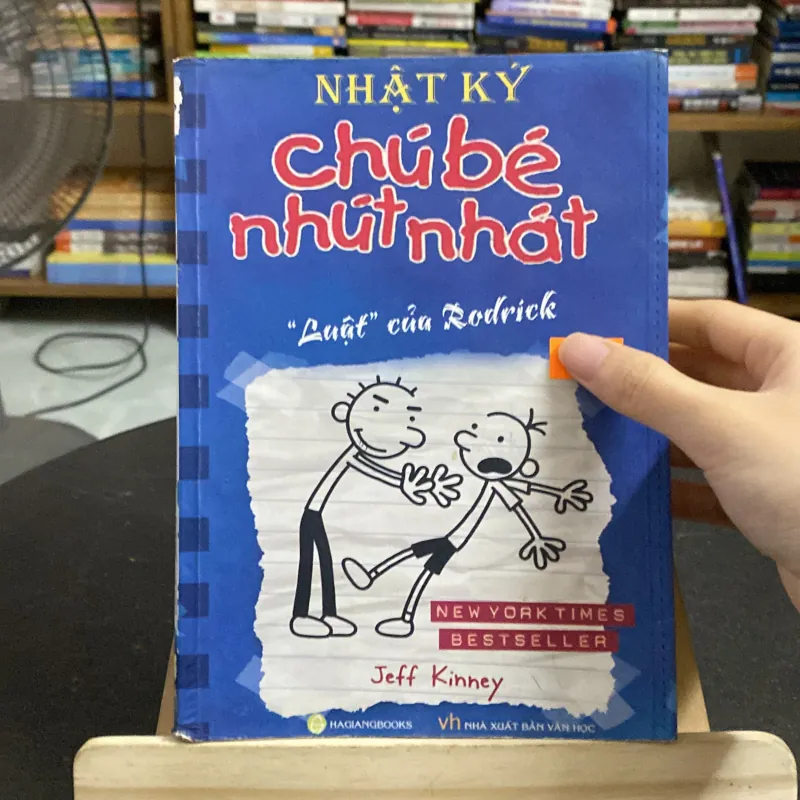 Nhật ký chú bé nhút nhát tập “Luật” của Rodrick-tác giả Jeff Kinney 1031406